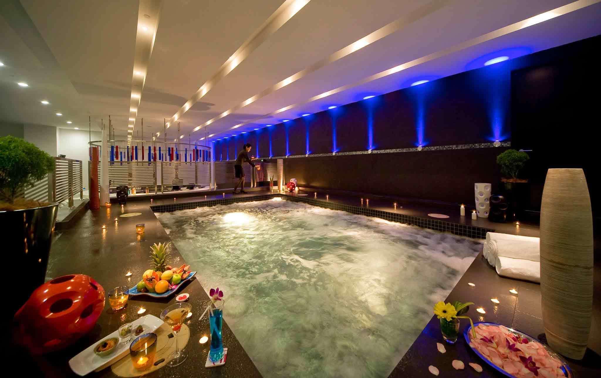 Pullman Kuching Hotel Съоръжения снимка Spa at the hotel