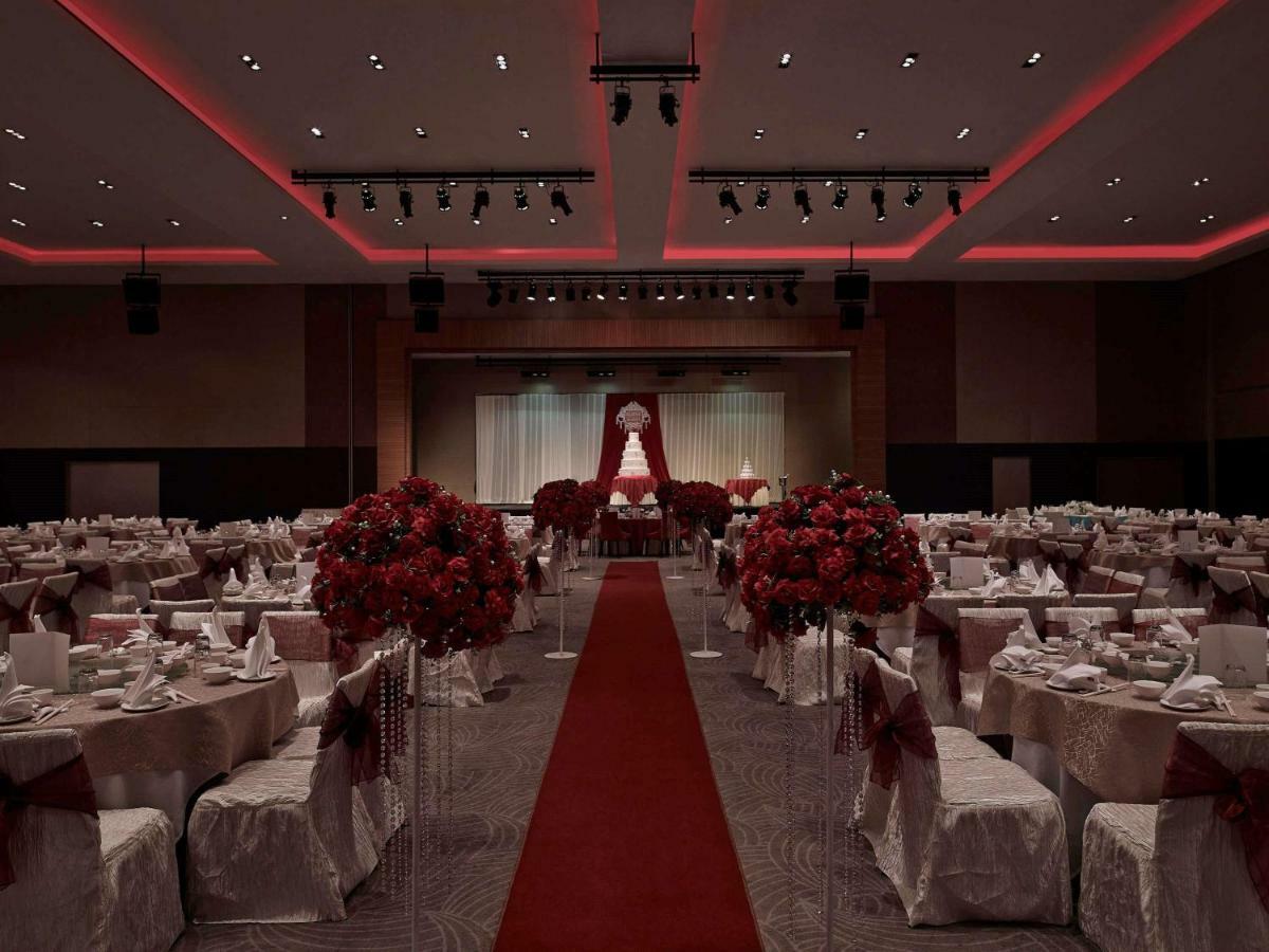 Pullman Kuching Hotel Екстериор снимка The Grand Ballroom